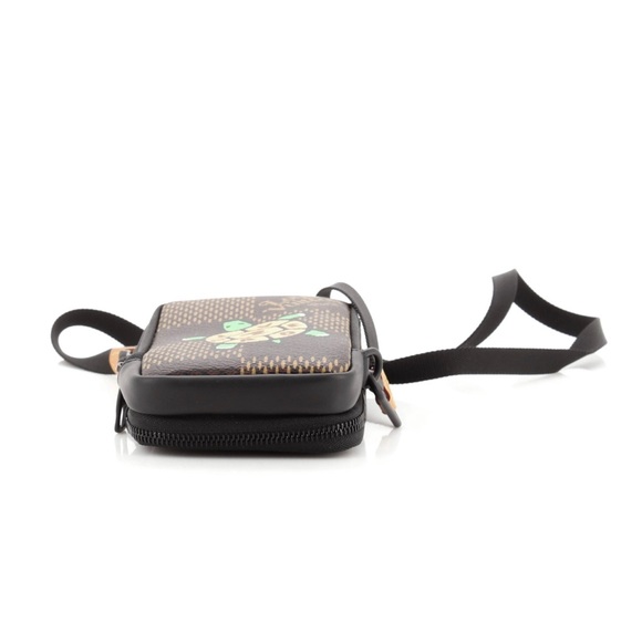 Louis Vuitton x Nigo Double phone pouch Limited edition - printed giant damier - Picture 4 of 9